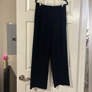 Aritzia The Effortless Pant